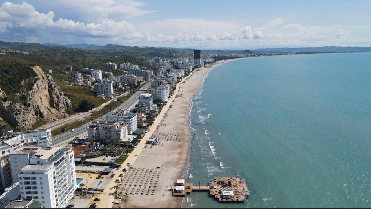 Lunasol Seaside Apartments Durrës Buitenkant foto