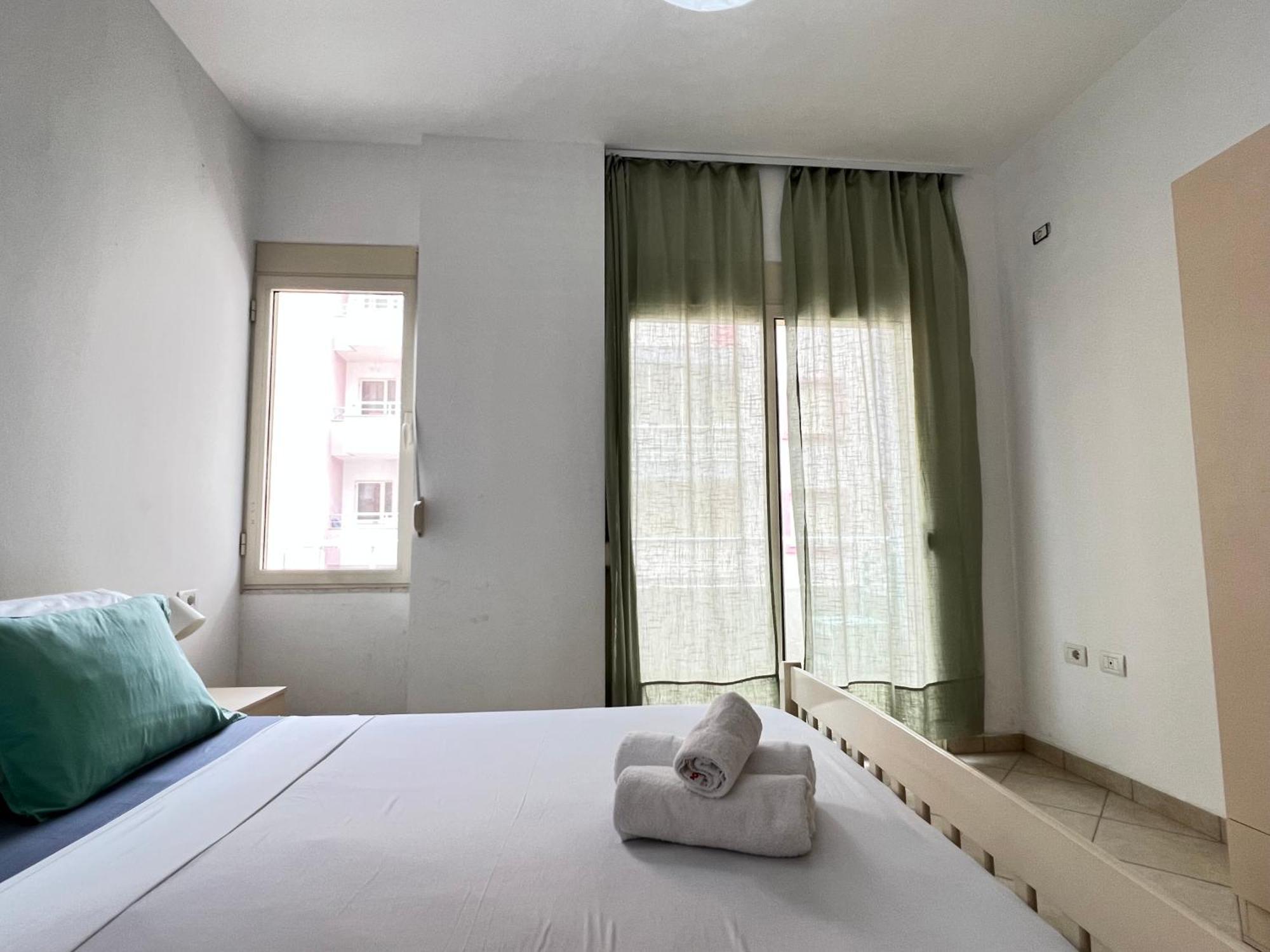 Lunasol Seaside Apartments Durrës Buitenkant foto